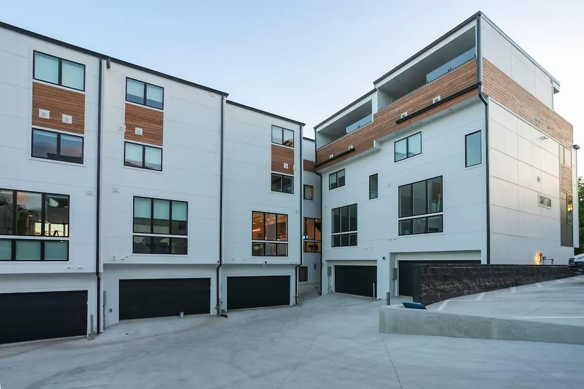 Fabulous Location Walk To Food & Bars Roof Deck Villa Nashville 0*,