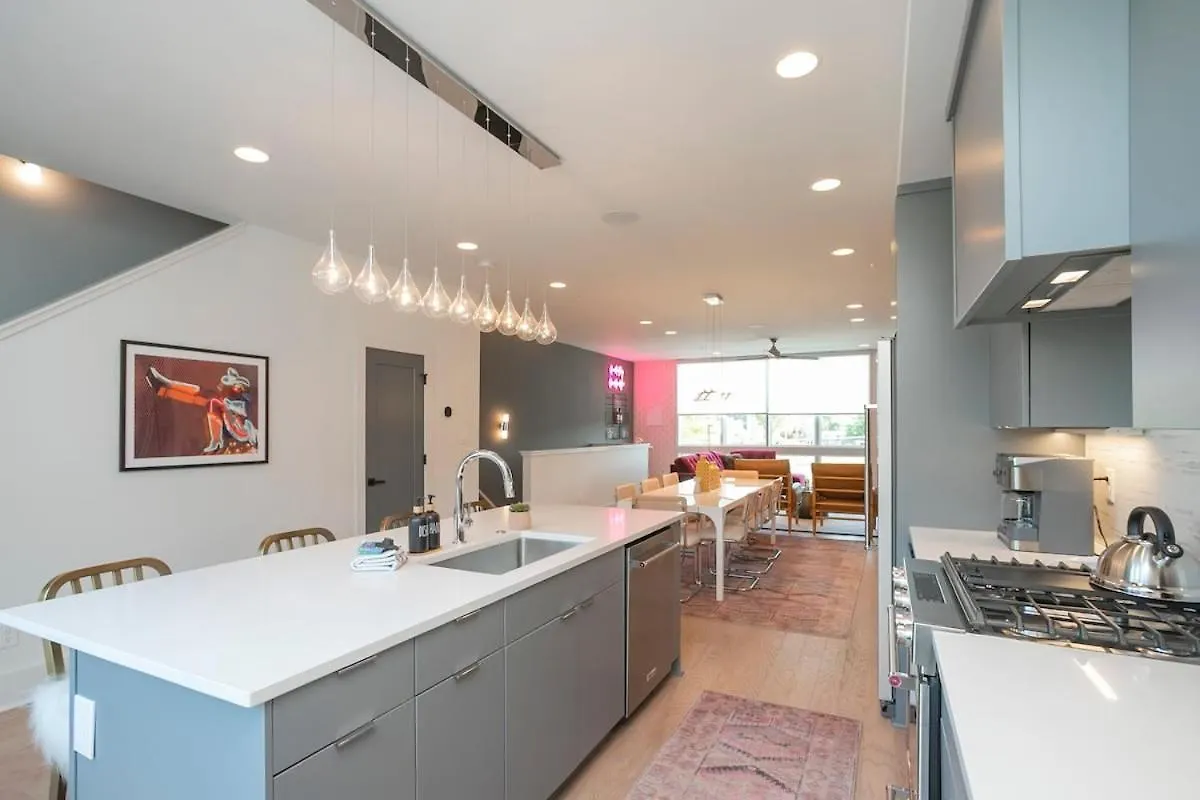 Fabulous Location Walk To Food & Bars Roof Deck Villa Nashville Holiday home