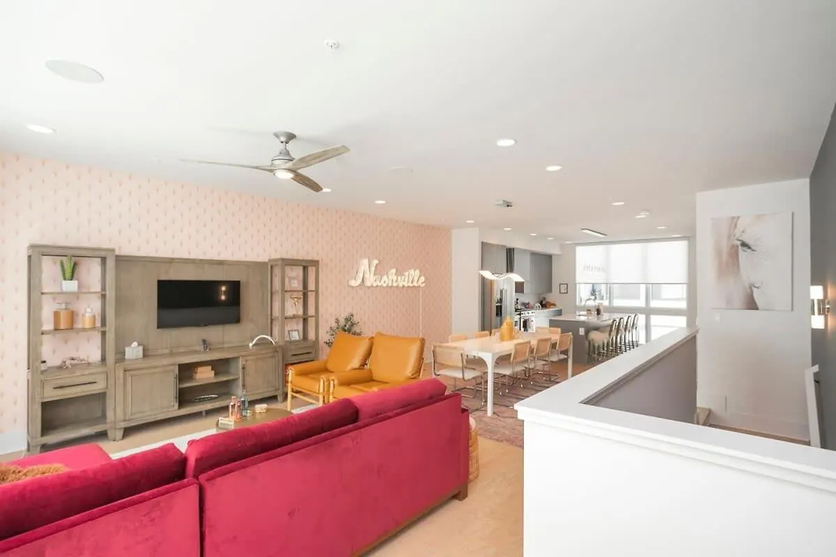 Holiday home Fabulous Location Walk To Food & Bars Roof Deck Villa Nashville