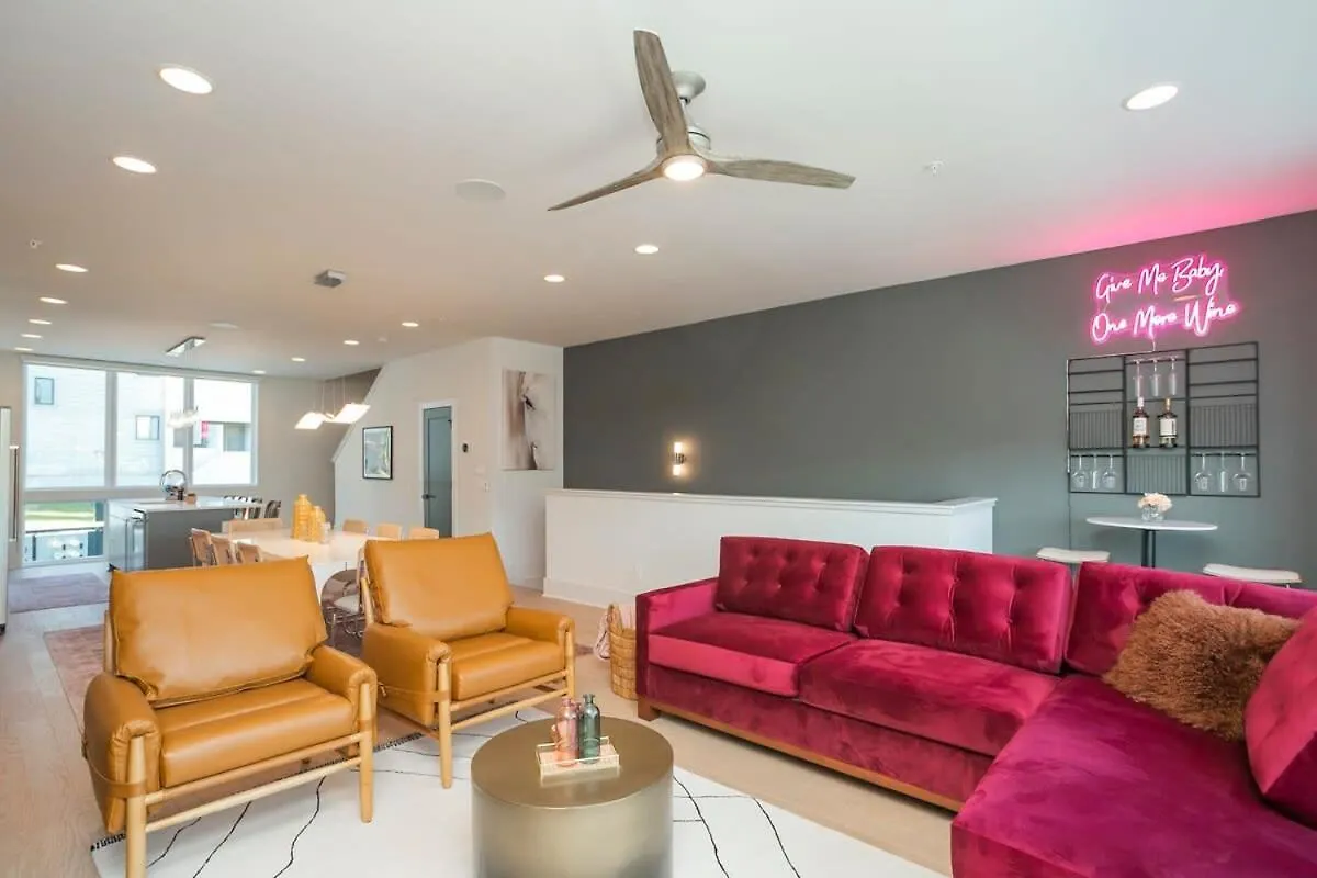 Fabulous Location Walk To Food & Bars Roof Deck Villa Nashville Holiday home